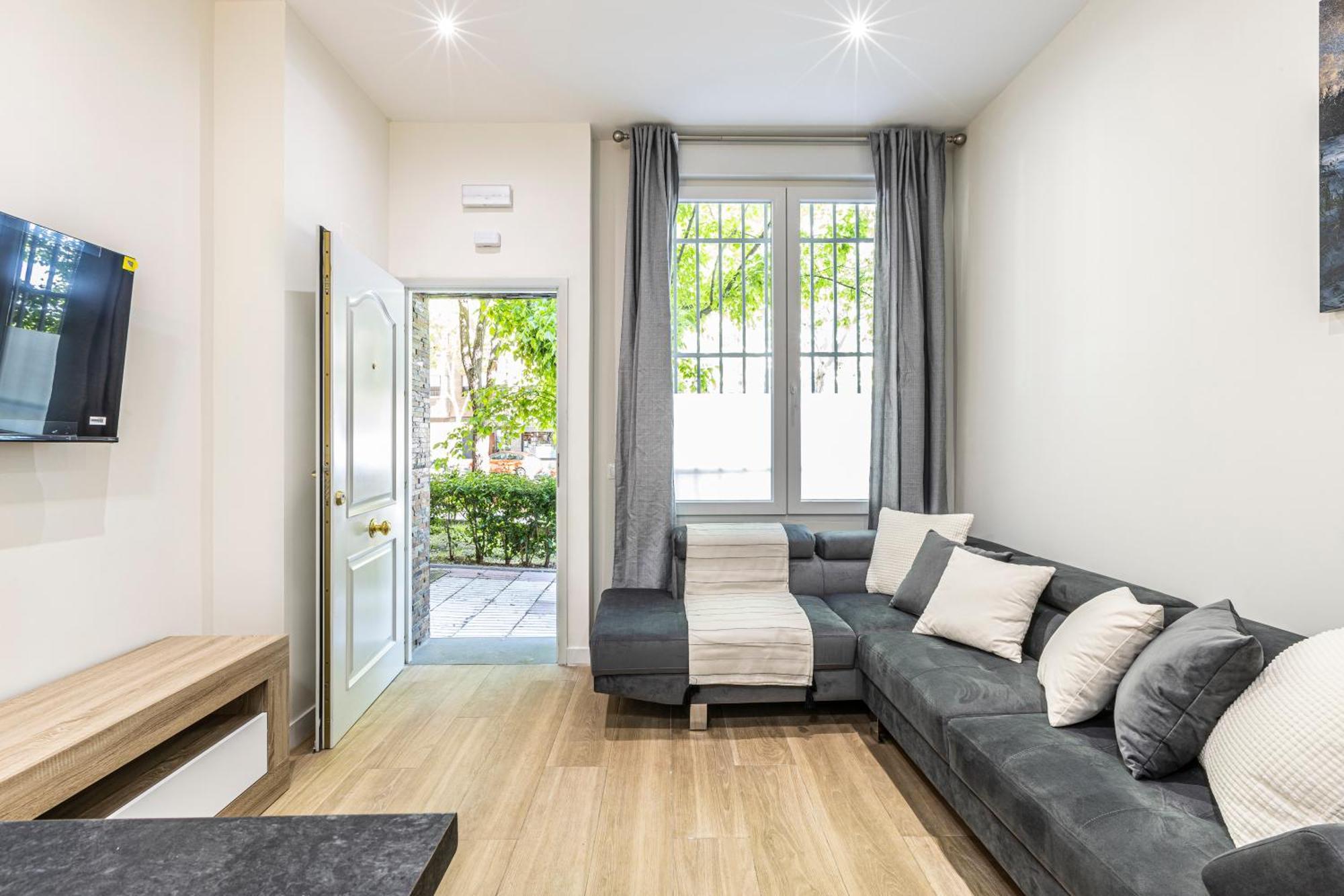 Apartamentos A 5 Minutos Del Centro De Madrid 4P Экстерьер фото